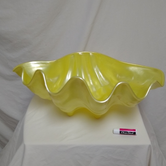 Vintage Clamshell Decor Large Yellow Bowl China